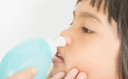 用生理鹽水洗鼻子可以預防新冠病毒嗎 生理鹽水洗鼻子一天洗幾次比較好