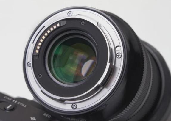 適馬35mm F1.4 DG DN怎么樣 輕便易上手馬達(dá)對(duì)焦