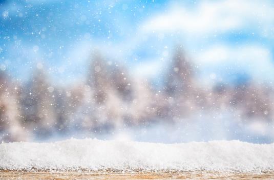 下雪天開車要開什么燈?下雪天開車用什么檔位?