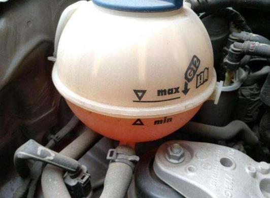 防凍液和玻璃水加錯了怎么辦?汽車防凍液怎么挑選