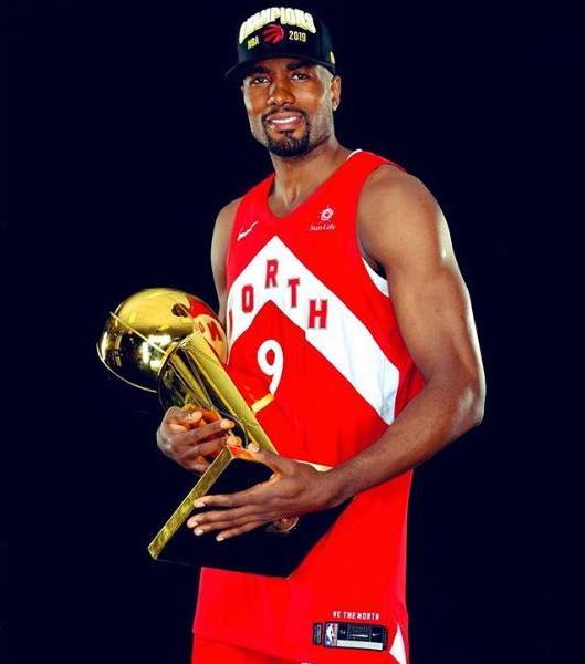 nba球星誰的丁丁尺寸最大?伊巴卡28厘米緊身褲照片被瘋轉(圖)