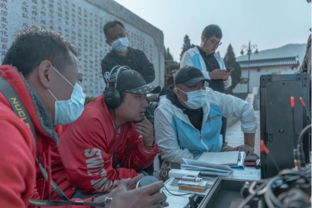 楊小卡導演軟科幻電影《智能表妹》即將上映,姚書豪白娟領(lǐng)銜主演 1653236907(1).jpg