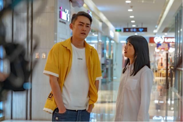 楊小卡導演軟科幻電影《智能表妹》即將上映,姚書豪白娟領(lǐng)銜主演 1653236928(1).jpg